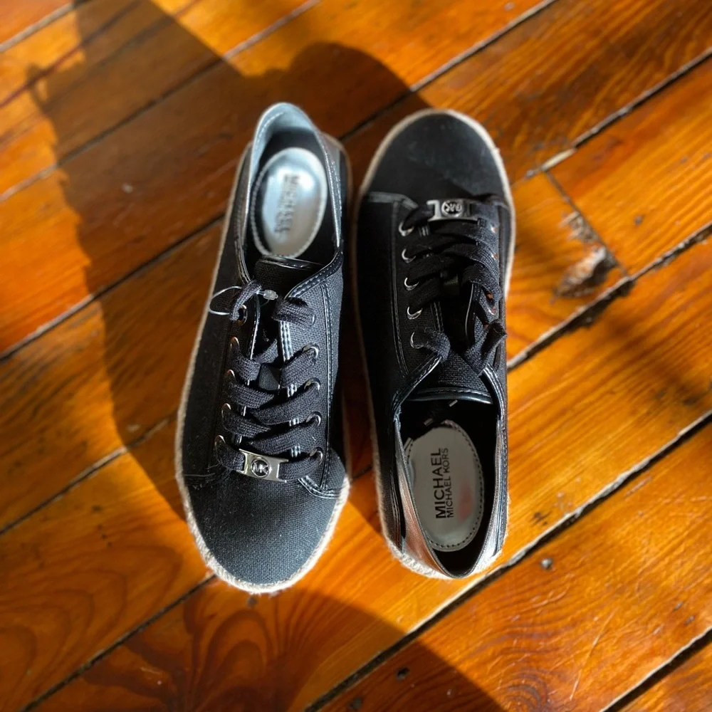 Michael Kors Bryson Lace Tie Up Espadrilles Black/ Silver Size 6